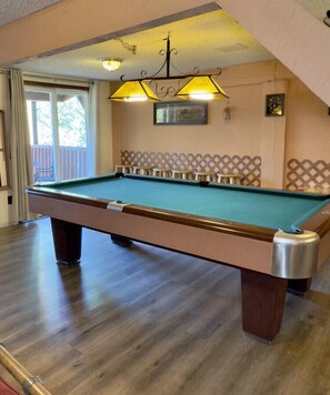 Spielezimmer
