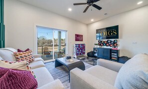 Cozy Lounge Area with Family Games and SmartTV