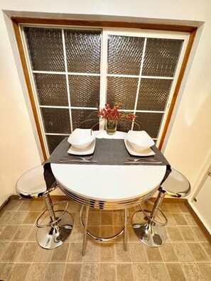 Kitchen dining area