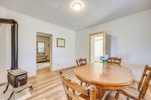 Dining Room | Wood-Burning Stove