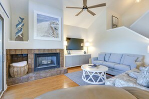 Living Room | 1st Floor