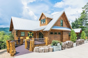 2487 Catawba Falls Pkwy-2