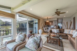 Second unit living room
