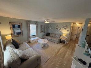 Peaceful living room