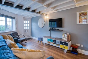 Beachwood - 2 Bedroom Cottage - Penally (24946)