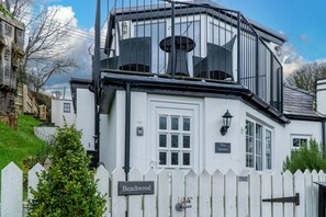 Beachwood - 2 Bedroom Cottage - Penally (24967)