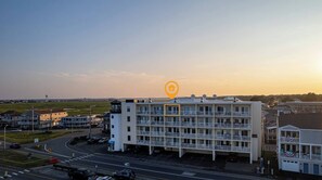 Aerial view of Hampton tides. This is a top floor unit with elevator access. This unit is handicap accessible.