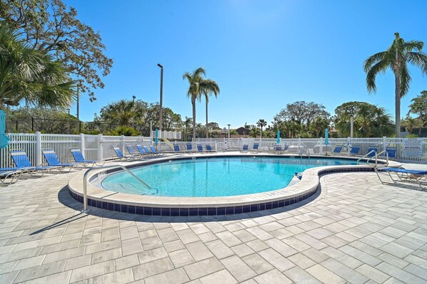 Come enjoy the Florida Lifestyle