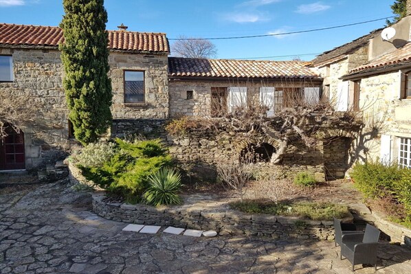 Extérieur maison de vacances [été]