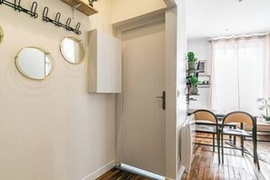 Entrée au logement (4)