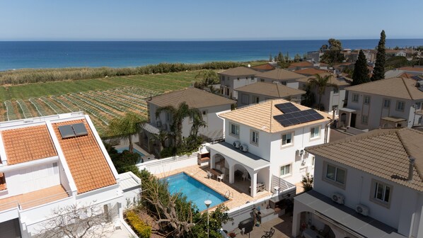 Ayia Triada Beach Villa (1)