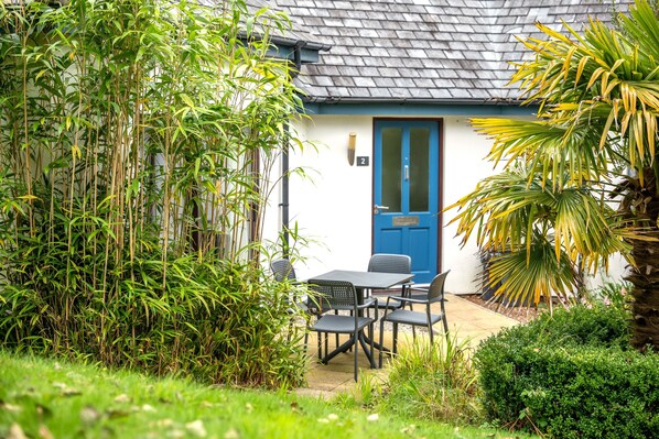 Stables sleeps 4 exterior cottage the valley cornwall