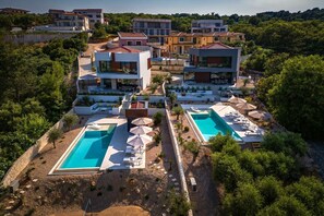 Luxury Villa Krk 1 Vrbnik with heated pool and jacuzzi