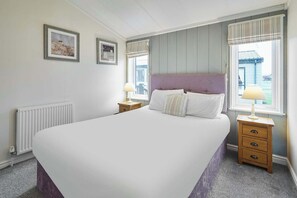 Juniper Deluxe Lodge, Low Gate - Host & Stay