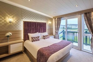 Whistler Deluxe Lodge, Low Gate - Host & Stay