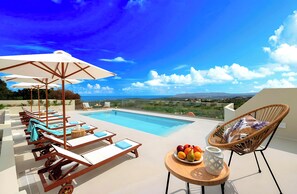 Soluna Villa | HotelPraxis Group