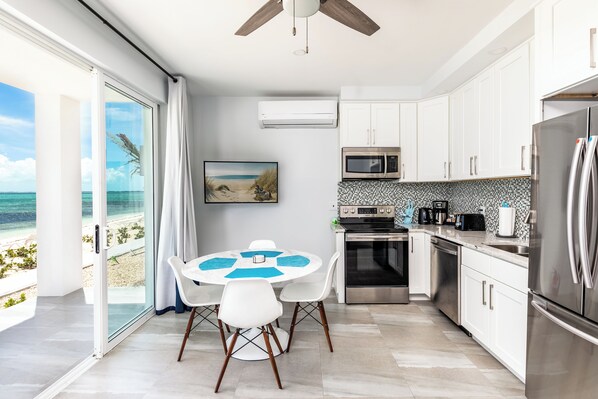 017 Dream Villa A V I20674