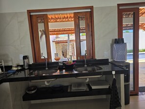 Private kitchen