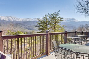 Furnished Deck | 180-Degree Mountain View | Gas Grill