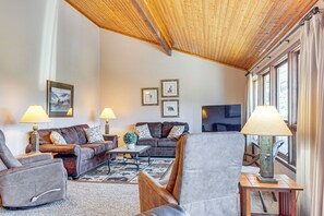 Living Room | Free WiFi | Central A/C & Heat | 1st Floor