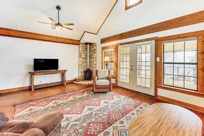 Living Room | 1st Floor | Flat-Screen TV | Wood-Burning Stove