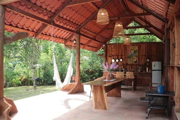 Outdoor dining
