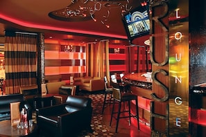 On-site lounge.