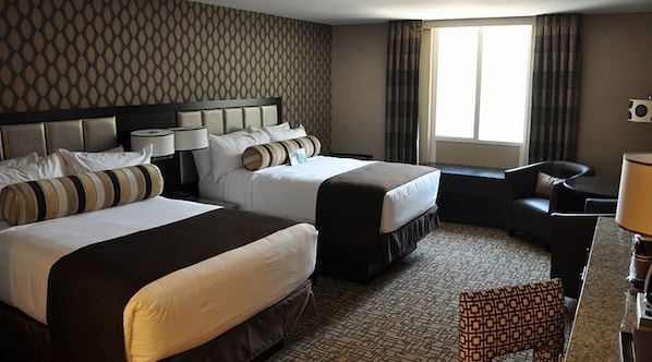 2 Double size beds