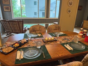 Dining area to porch area