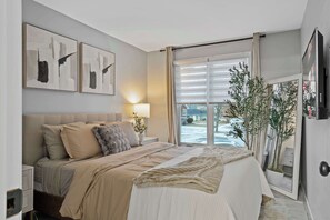 Queen Bedroom 3