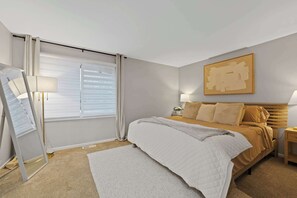 King Bedroom 1
