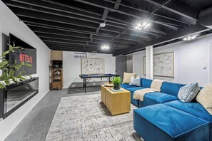 Spielezimmer