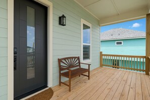 From custom woodwork to curated décor, every corner tells a coastal story.