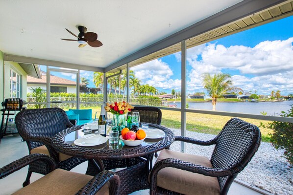 Outdoor dining
