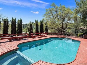 Pool & SPA
