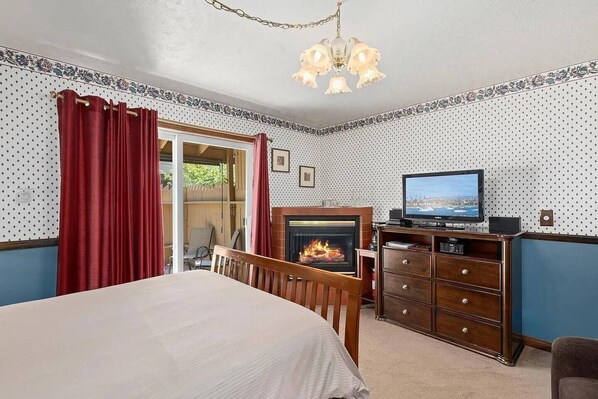 Queen Bed (1)