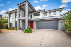 Oceania Drv Howrah Retreats Tasmania Jan 2025-10