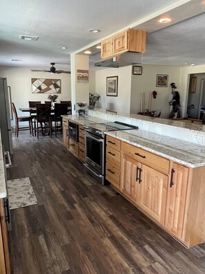 Kitchen1
