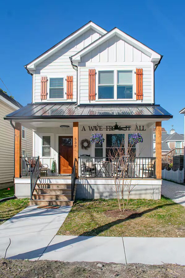 A Wave From It All. Is a brand new 3/bed3.5 bath home in Historic Cape Charles