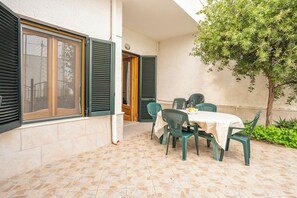 Salle à manger extérieure
