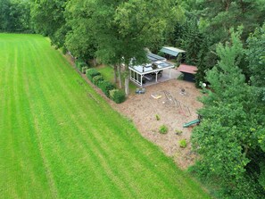Außenseite Ferienhaus [Sommer]