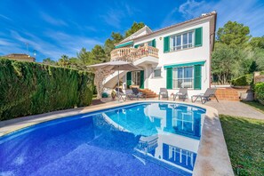 Holiday Home Swimming Pool