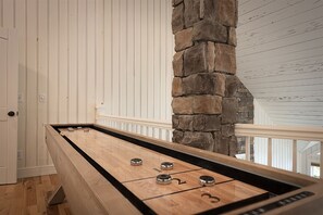 Spielezimmer