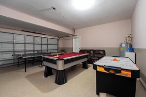 Spielezimmer
