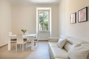 Living room with dinning area