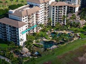 Location of B-407 facing Lagoon Pool and Ocean