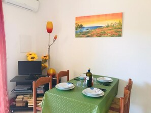 Ruokailu