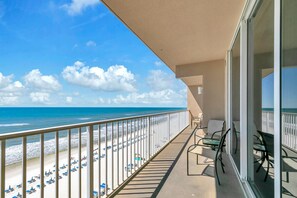 Tidewater 715 balcony