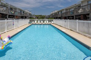 Community Outdoor Pool