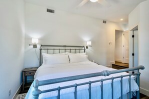 Bedroom (2)